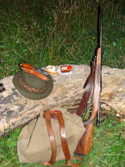 Večera na pirši  vysoko v horách