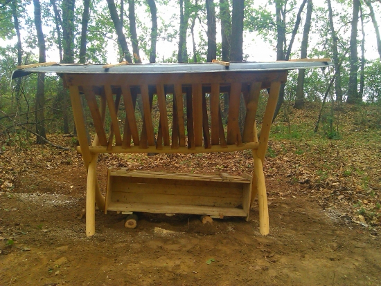 môj prvý krmelec :)