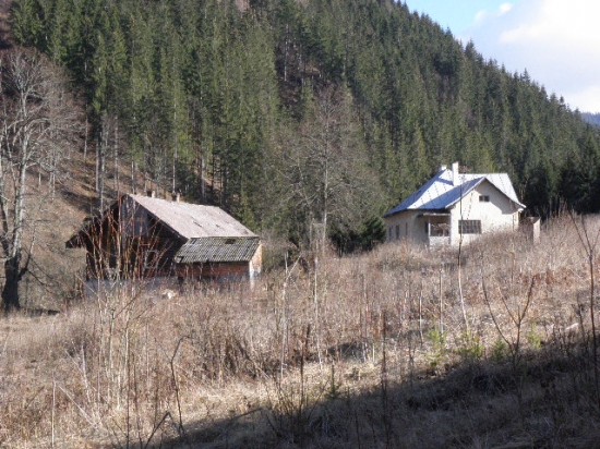 nasi predchodcovia sa musia v hrobe obracat ako dopadlo ich usilie a snaha