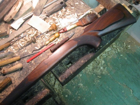 Nová pažba na Mauser 98