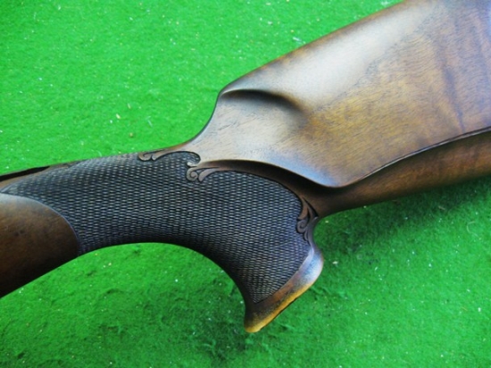 Úprava pažby na CZ550FS(zúžení,vytvarování+řezba)