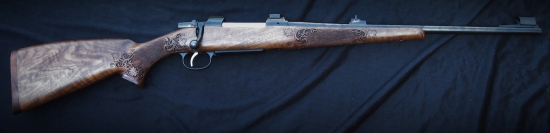 Pažba na CZ 550 v luxusním provedení s řezbami
