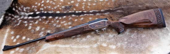 BLASER R93 úprava dřeva s řezbou