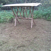...ďalší vonku...