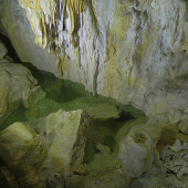 Jazierko v jaskyni..