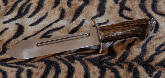 Jeden z mojich nožov