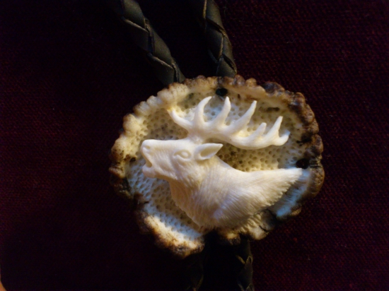 polovnícka kravata ...Jeleň,,