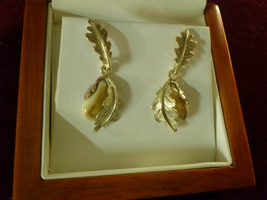 zlaté naušnice s grandlami ........