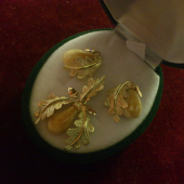 zlaté naušnice a príves s grandlami ........