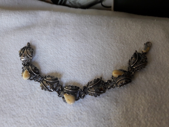 Ručne vyrobená strieborný náramok  s grandlami ...