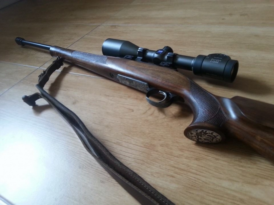CZ 557 lux