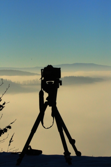 Niekto ho zabudol vhore.