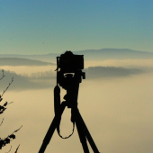 Niekto ho zabudol vhore.