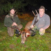 Jeleň na 40 -ku  šťastný strelec Vlado Vlčák