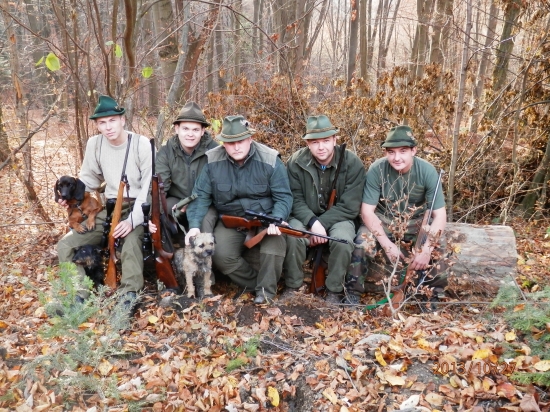 Ej jak še pán Boh raduje,ked mladzina poľuje!