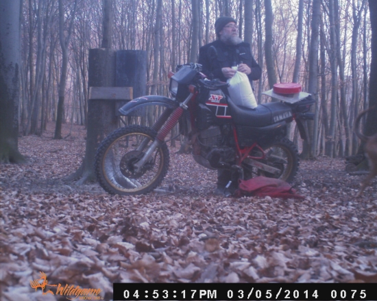 DOLAPENY FOTOPASCU  PRI KRMENI