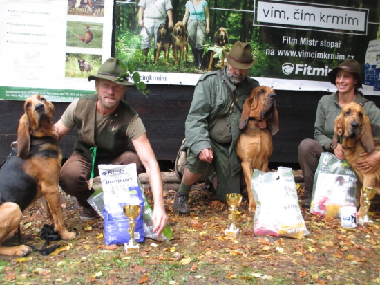 Slovač z českým psom žijúcim na slovensku v 1cene a titulom c.A.C.T..v Čechách