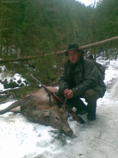 kamarát z jeleňom I.VT.