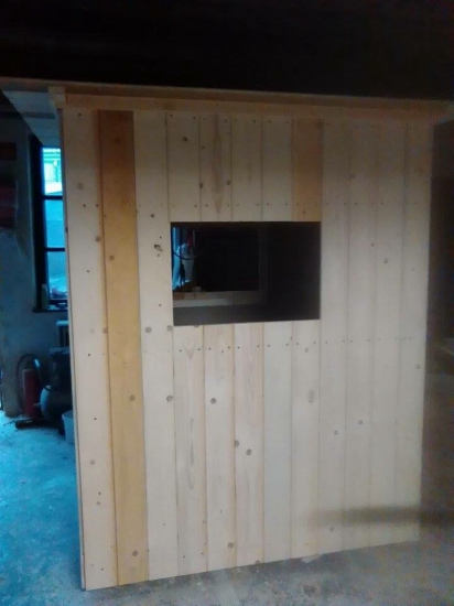 Pracuje sa v plnom prude