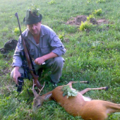 moj otec so svoim prvym srncom