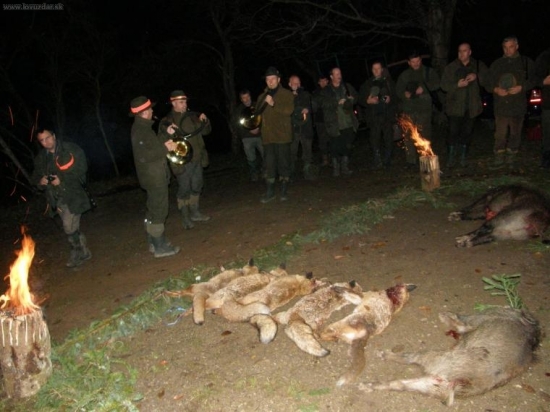 Ľava strana výradu - trubači