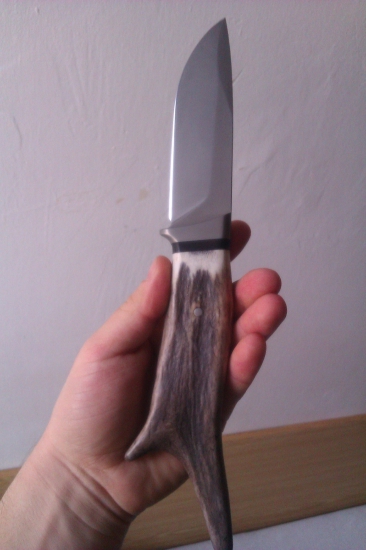 dobrý nôž nesmie chýbať vo výbave