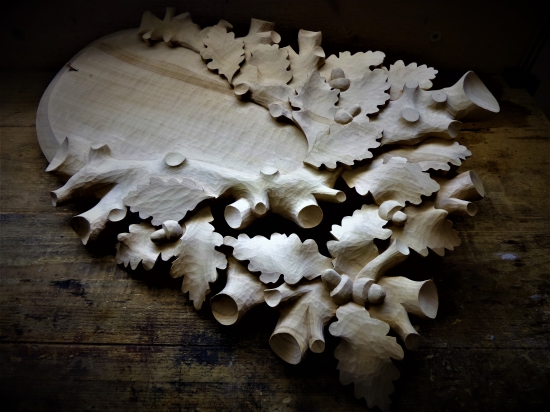 Pod kapitálneho jeleňa.