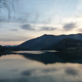 Ružín pri západe slnka