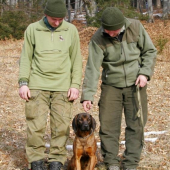 S kamaratom a jeho farbiarom