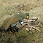 Starostlivo stráži