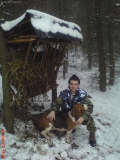 ja s lyndou pri mojom krmelci