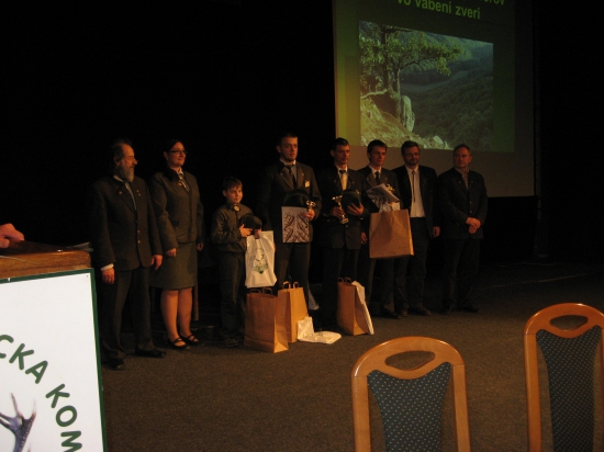 Levice sutaz vo vabeni zveri