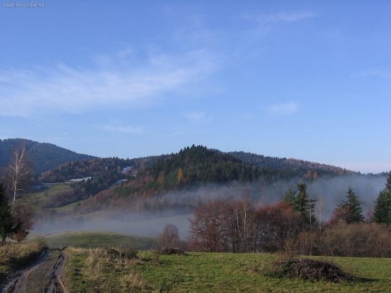 cesta na Plejsy