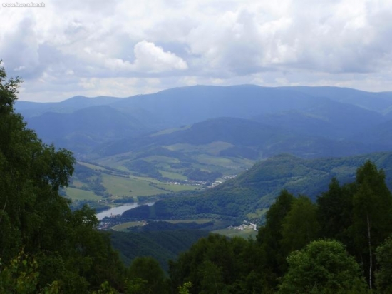 pohlad na Ružin a Kojšovsku holu