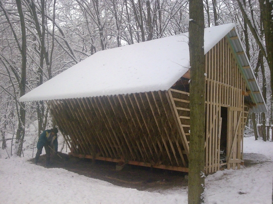 prikrmovanie v čase nudze ...