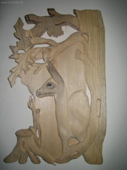 srna pred dokoncenim