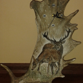 HODINY Z DANČÍ LOPATY - jelen s laní