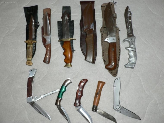 zbierka mojich nožov. taka menšia