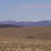 poltárske  kopce zo snehom