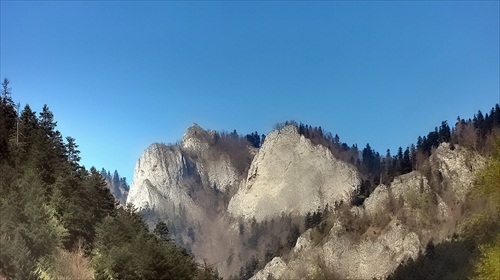 3 koruny