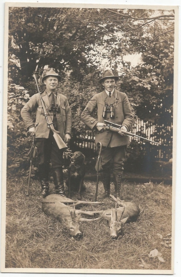 Páni polovníci s úlovkom