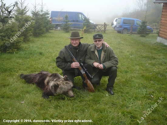 medveď- PZ Kriváň Važec