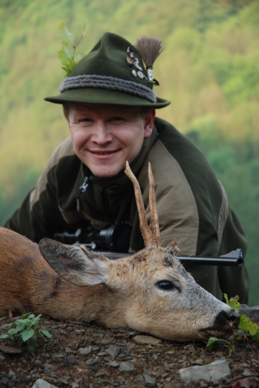 Srnec se 3 lodyhami...