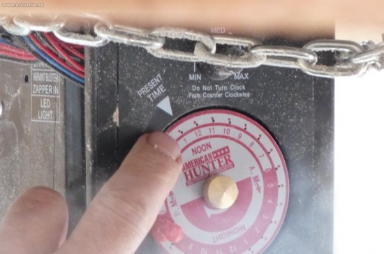 seřízení dávkování u el.krmítka.