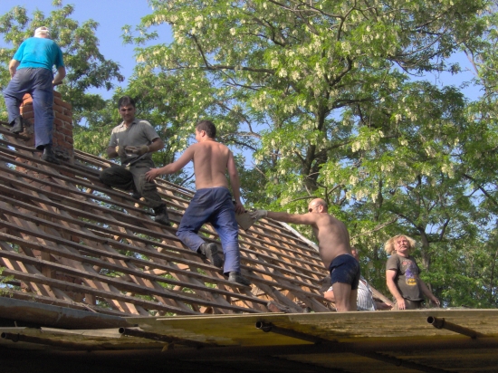 oprava strechy na chate I.