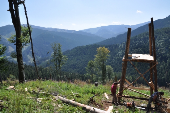 stavanie v ťažkom terene