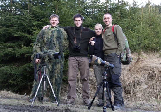 ...priatelia vdaka Lovu Zdar...