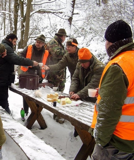 občerstvenie - ten čajík bol vynikajúci...