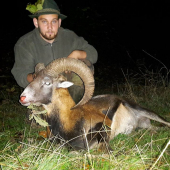 Večerná radosť prepojená so vzdaním poslednej úcty.