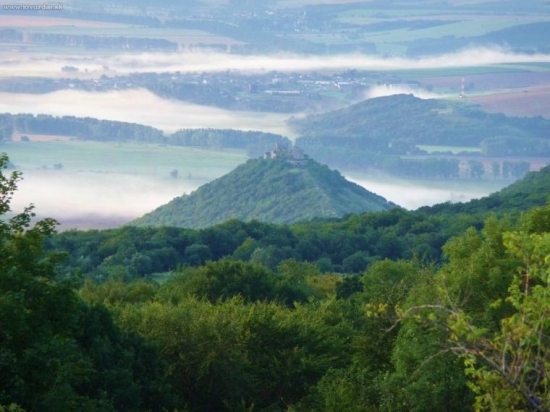Nad hradom